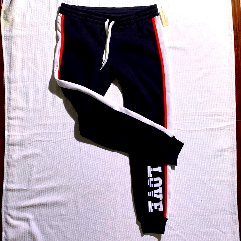 NWT! Women’s Black/white/orange Joggers + “LOVE” emblem by Bobbie Brooks Size M